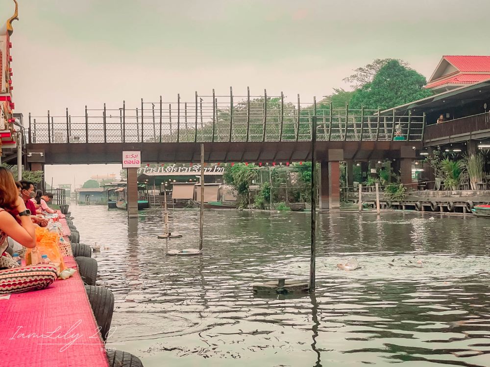[曼谷•旅遊] 關里安水上市場：河岸誦經佈施僧侶的文化之旅 Khwan Riam Floating Market民武里Min Buri @IamLily 2.0